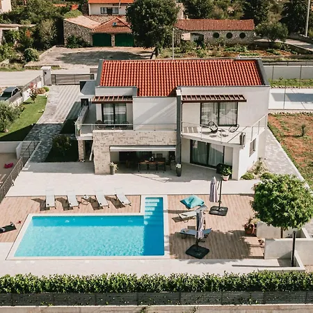 Gorgeous In Kod Sibenika Σπίτι διακοπών