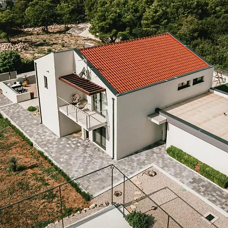 Luxurious In Kod Sibenika With Sauna Hébergement de vacances