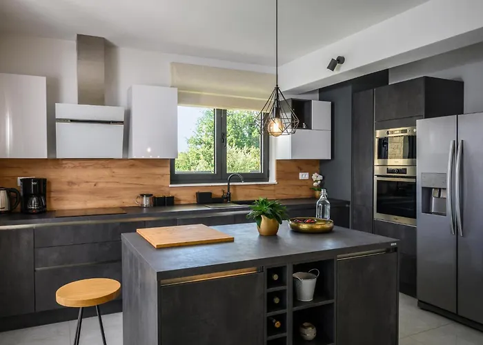 Gorgeous In Kod Sibenika בית נופש *