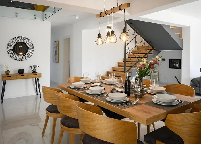 Gorgeous In Kod Sibenika *