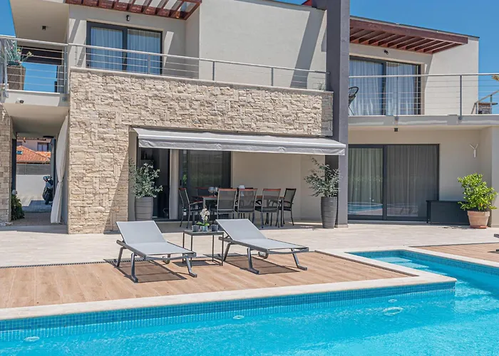 Gorgeous In Kod Sibenika