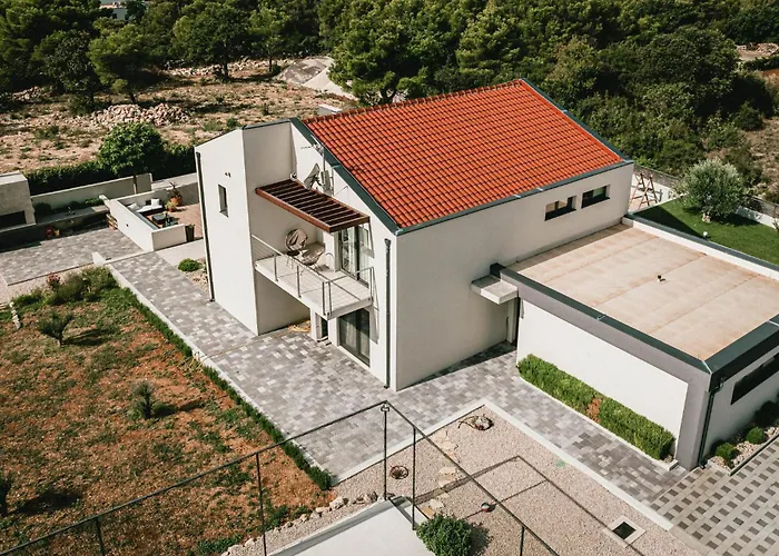 Gorgeous In Kod Sibenika בית נופש