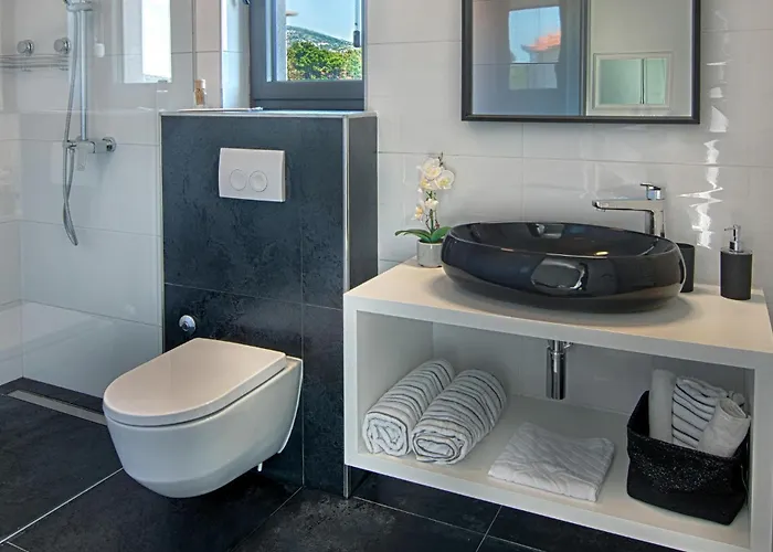 Gorgeous In Kod Sibenika *